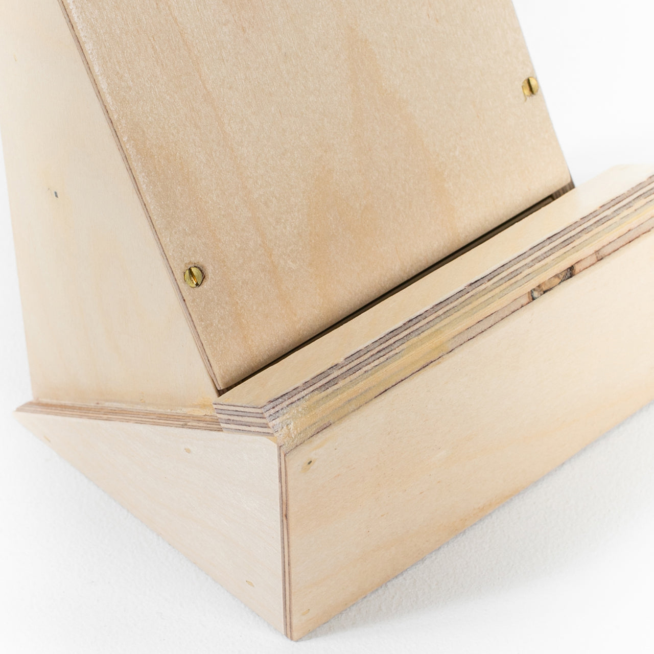Slim Charging Station