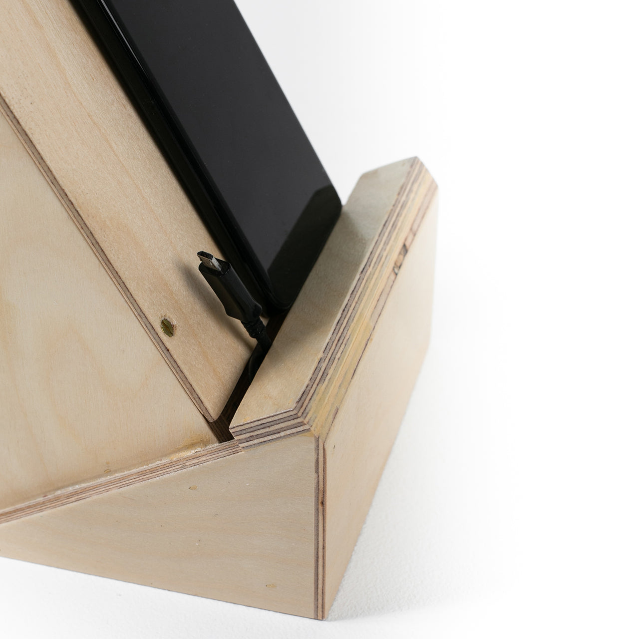 Slim Charging Station
